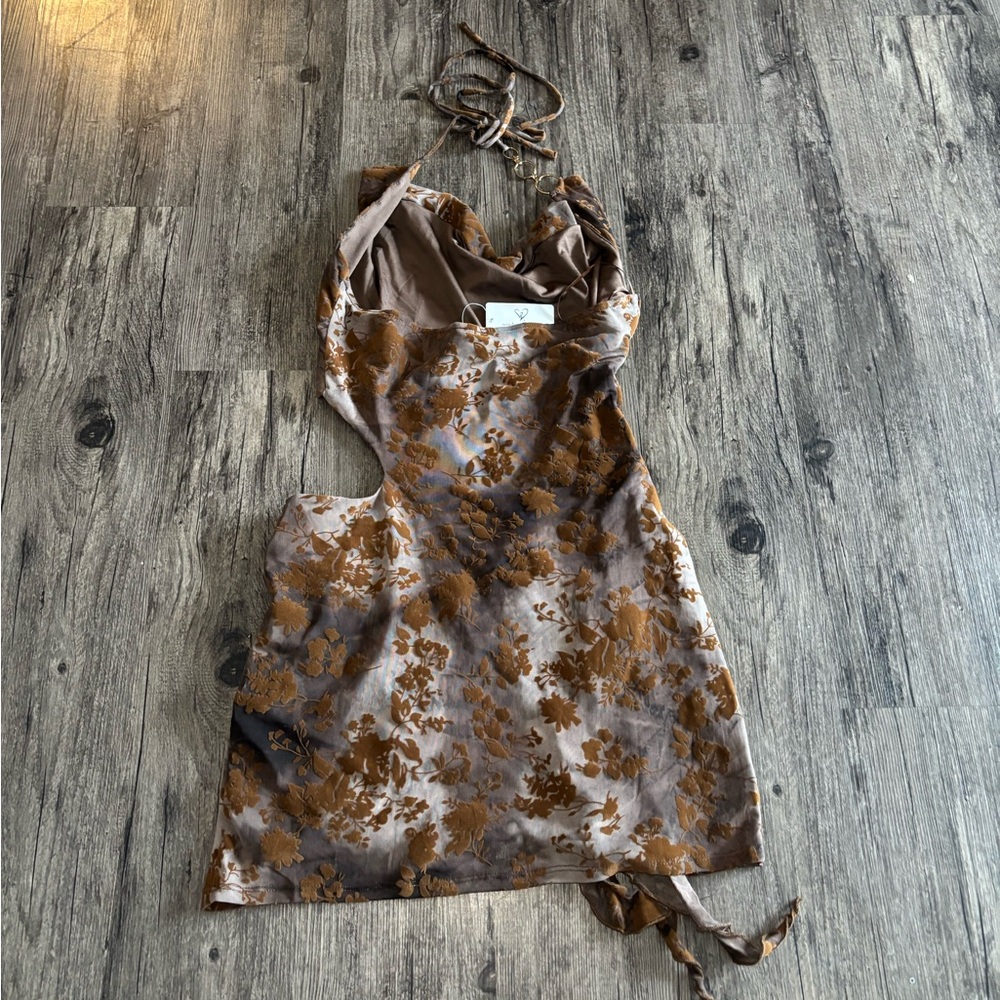 Y2k Style Windsor Brown Floral Burnout Pattern Cowl Halter Top Cutout Mini Dress - Picture 3 of 16
